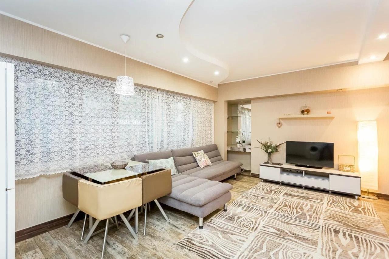 Арбат Apartment Алма Ата Екстериор снимка